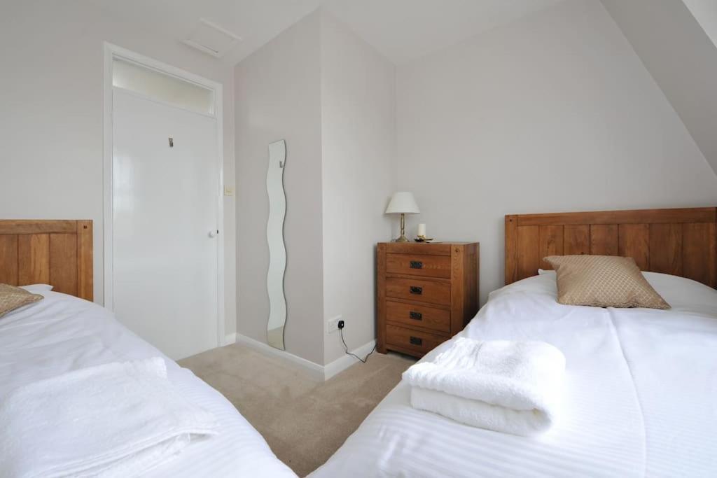 Spacious Apartment Central Bath Buitenkant foto